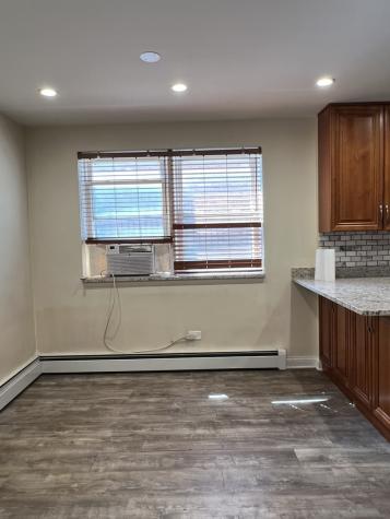 8052 North Oriole Avenue Niles IL 60714