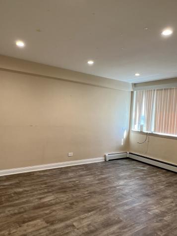 8052 North Oriole Avenue Niles IL 60714