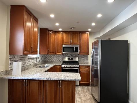 8052 North Oriole Avenue Niles IL 60714