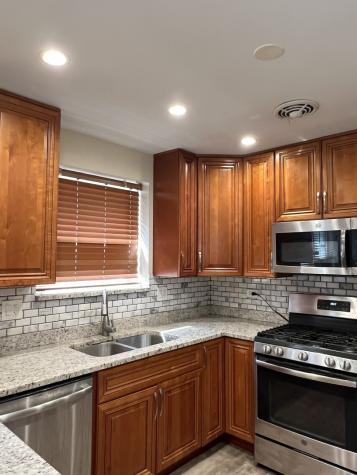 8052 North Oriole Avenue Niles IL 60714