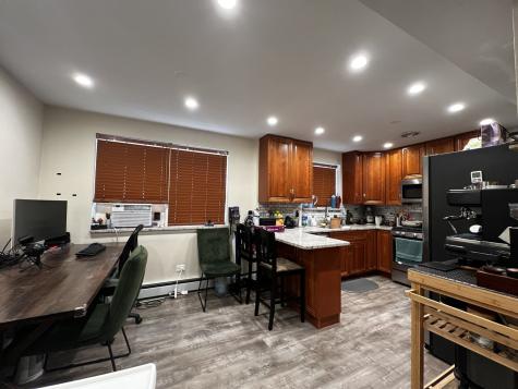 8052 North Oriole Avenue Niles IL 60714