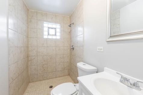 7637 South Essex Avenue Chicago IL 60649