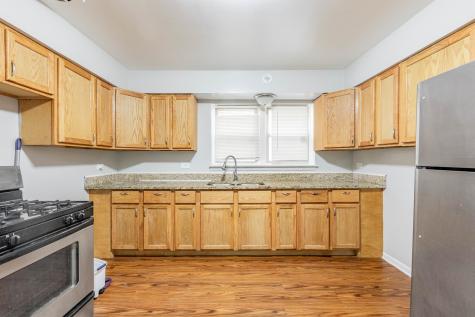 7637 South Essex Avenue Chicago IL 60649