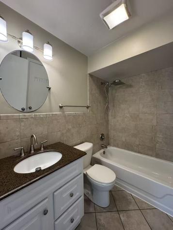 1326 Inverrary Lane Deerfield IL 60015