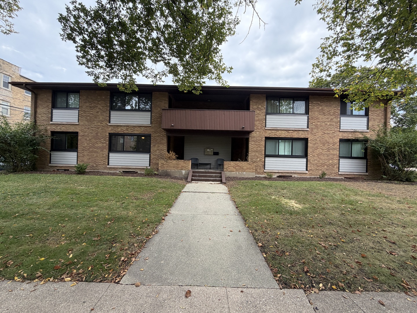 1605 Monroe Street Evanston IL 60202