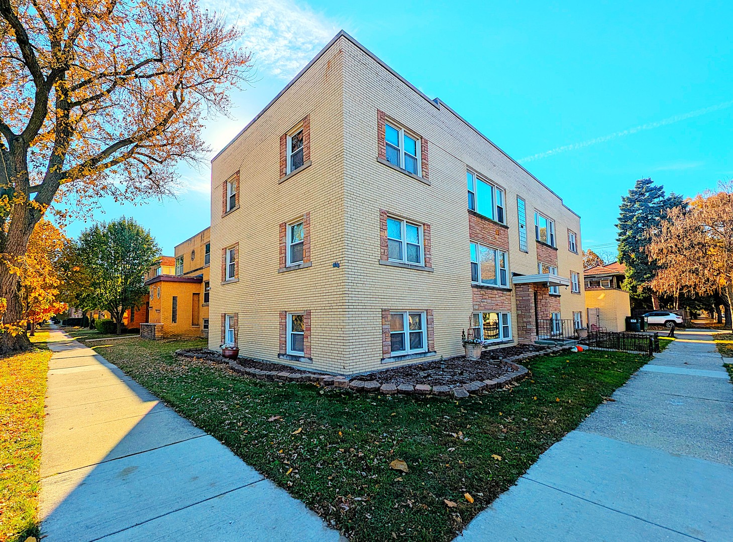 300 South Austin Boulevard Oak Park IL 60304