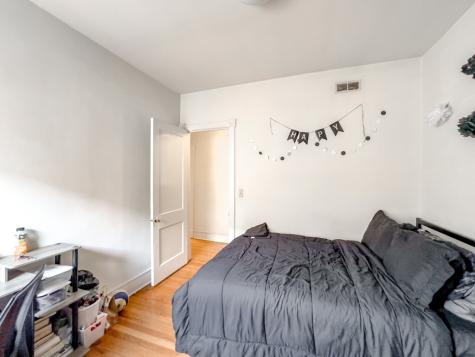 6711 North Sheridan Road Chicago IL 60626
