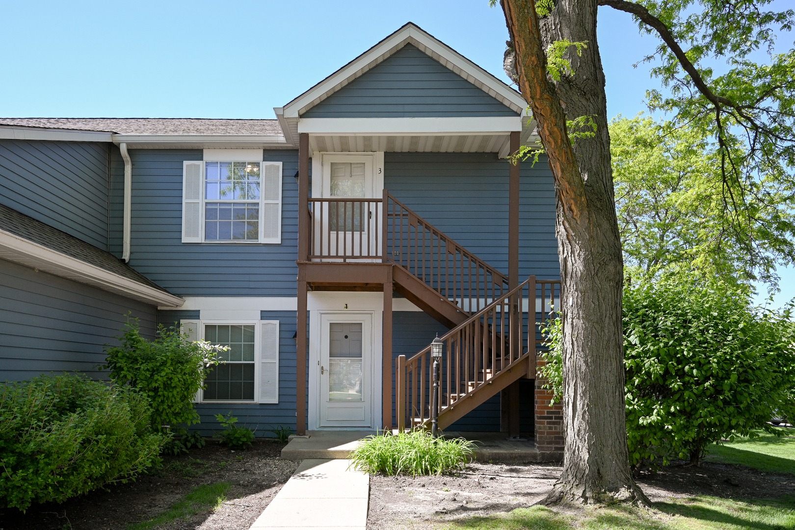 363 Pembroke Lane Glen Ellyn IL 60137