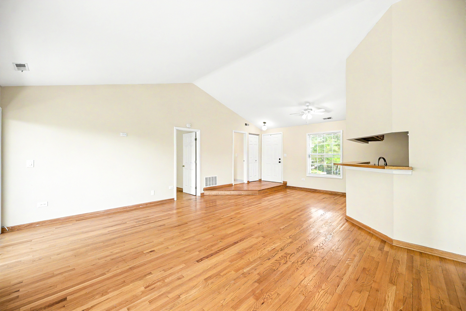 363 Pembroke Lane Glen Ellyn IL 60137