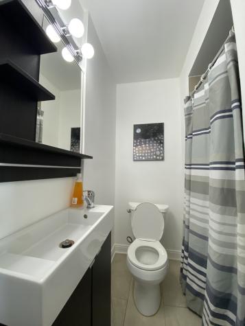 1437 West Taylor Street Chicago IL 60607