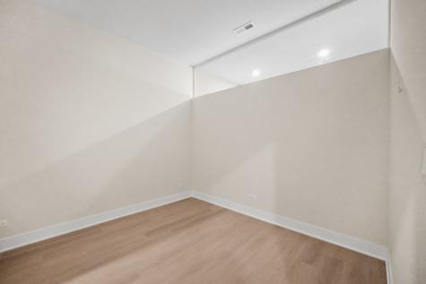 3924 North Lincoln Avenue Chicago IL 60613