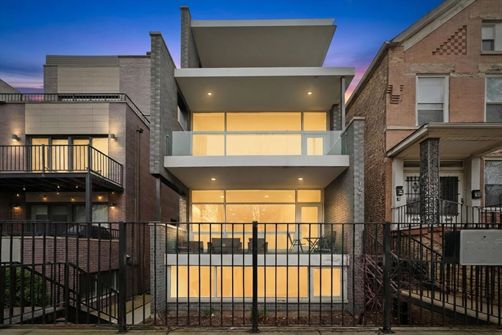 1541 North Bosworth Avenue Chicago IL 60624