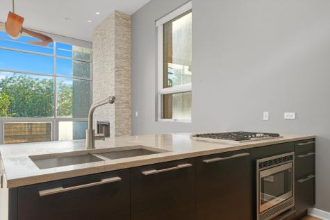 1541 North Bosworth Avenue Chicago IL 60624