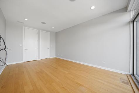 1541 North Bosworth Avenue Chicago IL 60624