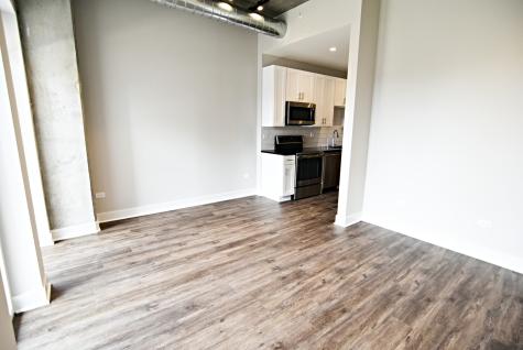 3833 North Broadway Street Chicago IL 60613
