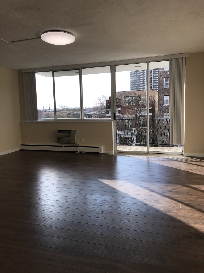 10S453 Echo Lane Willowbrook IL 60527