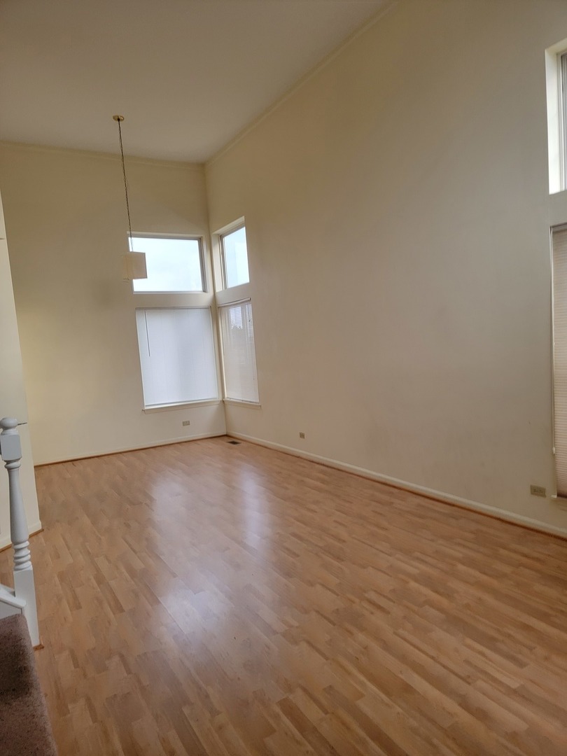 2135 Feldott Lane Naperville IL 60540
