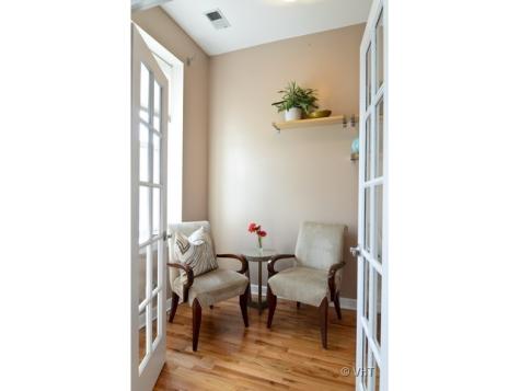1326 West Huron Street Chicago IL 60642