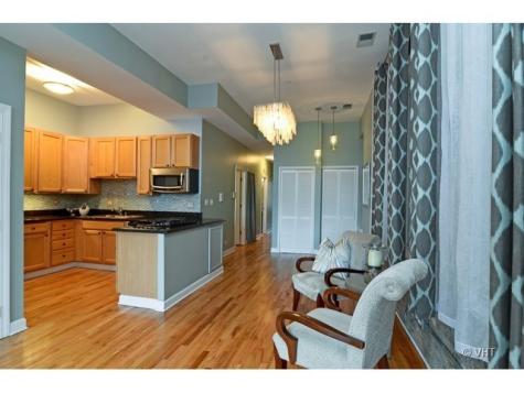 1326 West Huron Street Chicago IL 60642