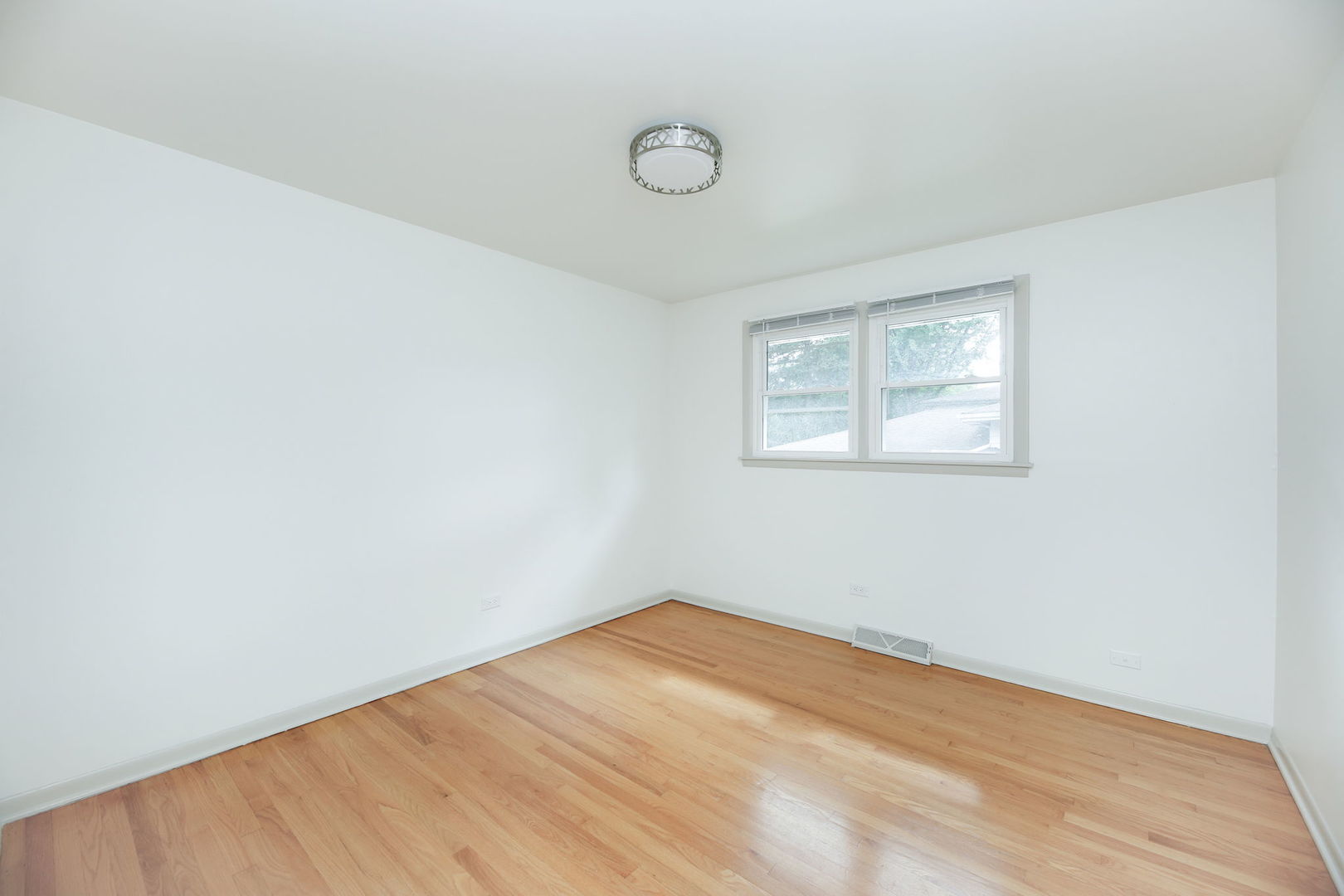 1149 Jane Avenue Naperville IL 60540