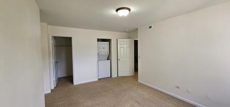 833 Village Quarter Road West Dundee IL 60118