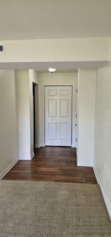 833 Village Quarter Road West Dundee IL 60118