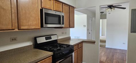 833 Village Quarter Road West Dundee IL 60118