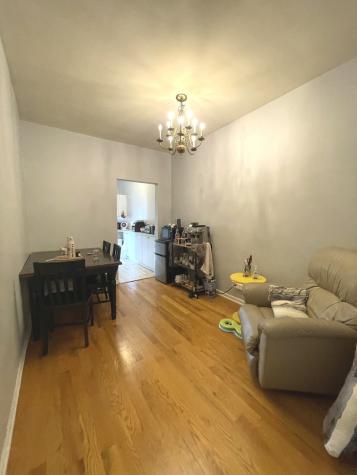 1101 West Pratt Boulevard Chicago IL 60626