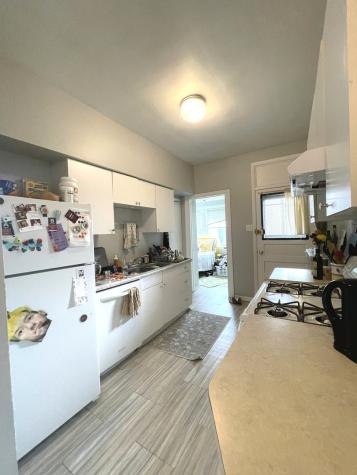 1101 West Pratt Boulevard Chicago IL 60626