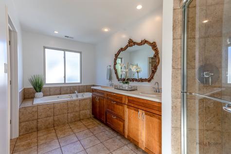 20772 North William Avenue Lincolnshire IL 60069