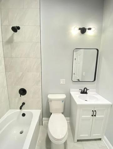 1305 East 69th Street Chicago IL 60637