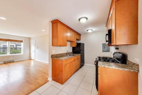 7415 North Wolcott Avenue Chicago IL 60626