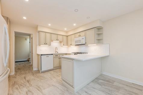 400 Park Avenue Highland Park IL 60035