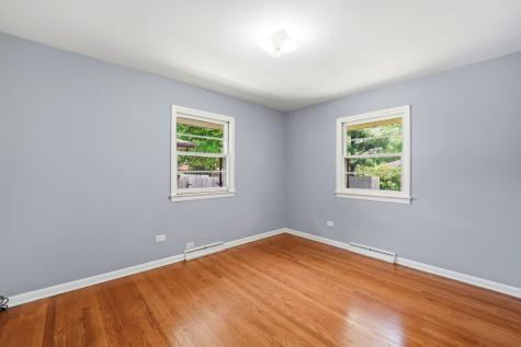 152 Crestwood Drive East Dundee IL 60118