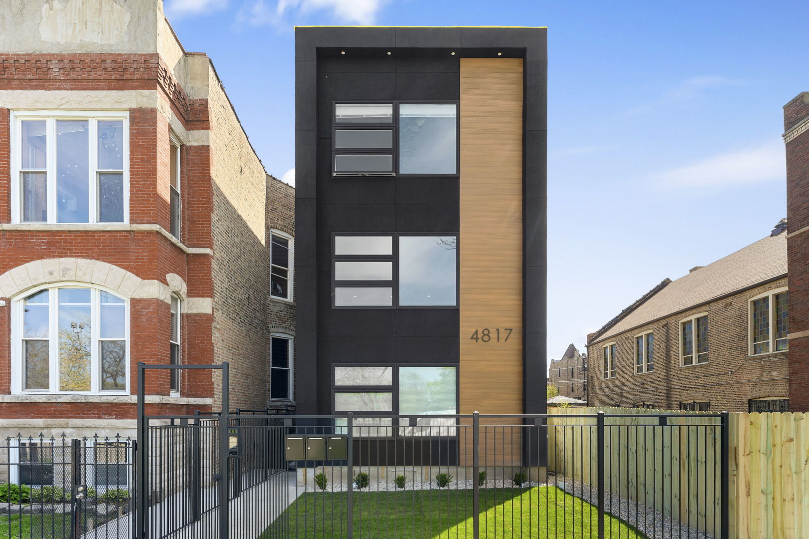 4817 South Wabash Avenue Chicago IL 60653