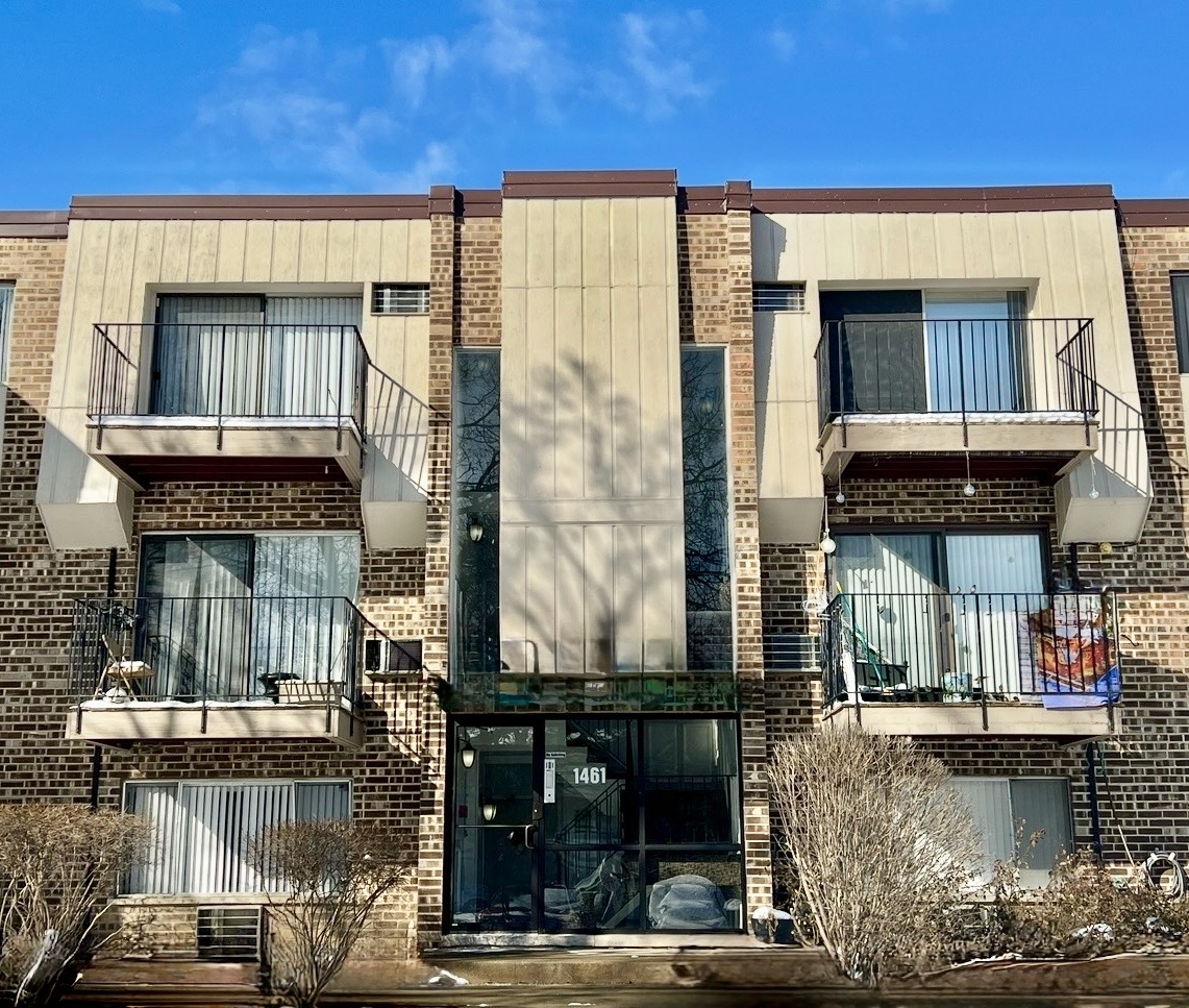 1461 North Winslowe Drive Palatine IL 60074