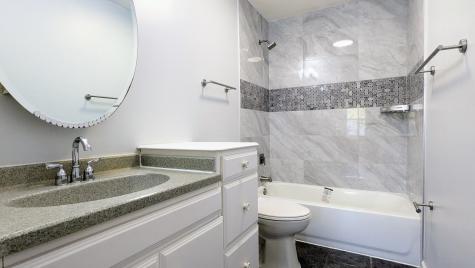 650 Shining Water Drive Carol Stream IL 60188