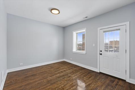 4212 South King Drive Chicago IL 60653