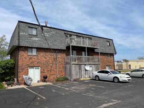 1253 Getzelman Drive Elgin IL 60123