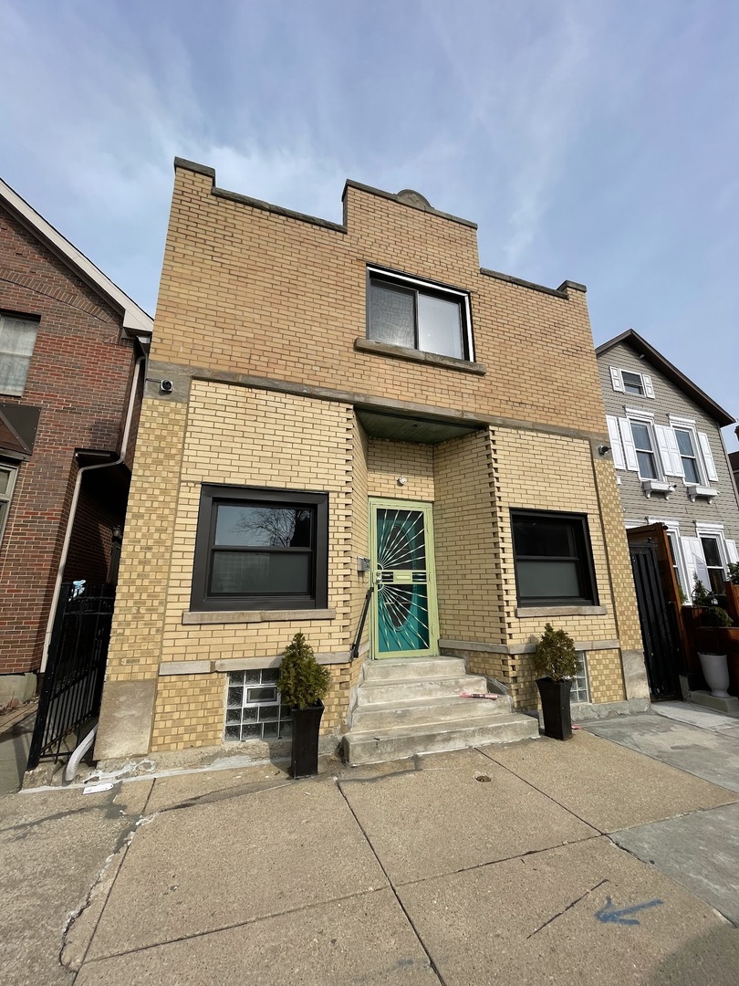 1831 South Laflin Street Chicago IL 60608