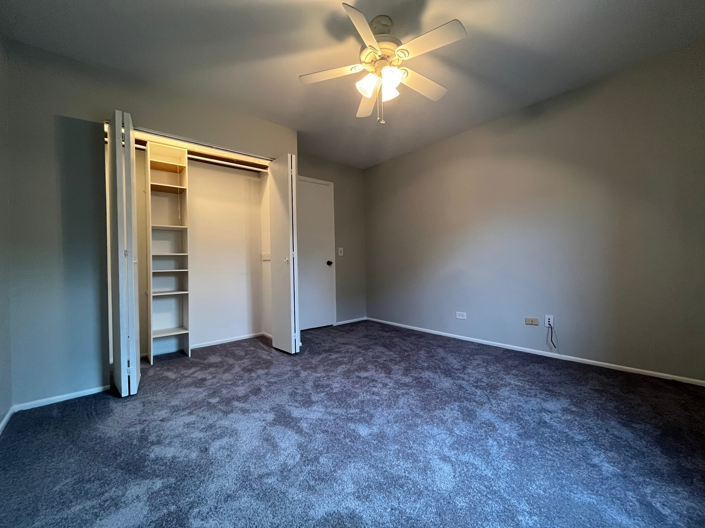 355 Lambert Drive Schaumburg IL 60193