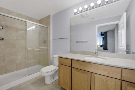 1134 West Granville Avenue Chicago IL 60660