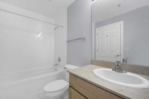 1134 West Granville Avenue Chicago IL 60660