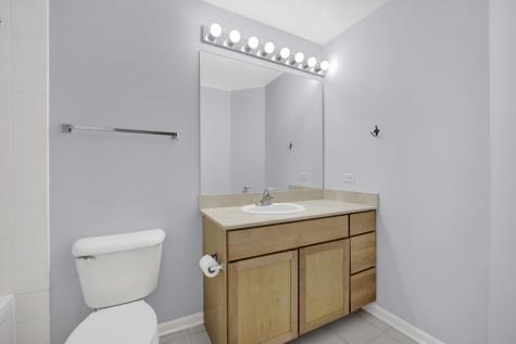 1134 West Granville Avenue Chicago IL 60660