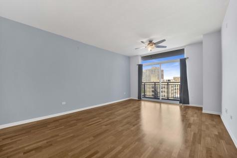 1134 West Granville Avenue Chicago IL 60660