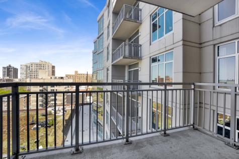 1134 West Granville Avenue Chicago IL 60660