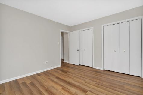 38 South Waiola Avenue La Grange IL 60525