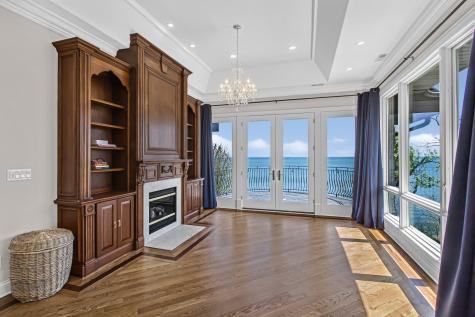 70 Harbor Street Glencoe IL 60022