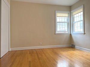 5534 North Campbell Avenue Chicago IL 60625