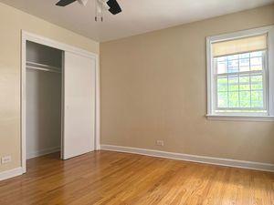 5534 North Campbell Avenue Chicago IL 60625